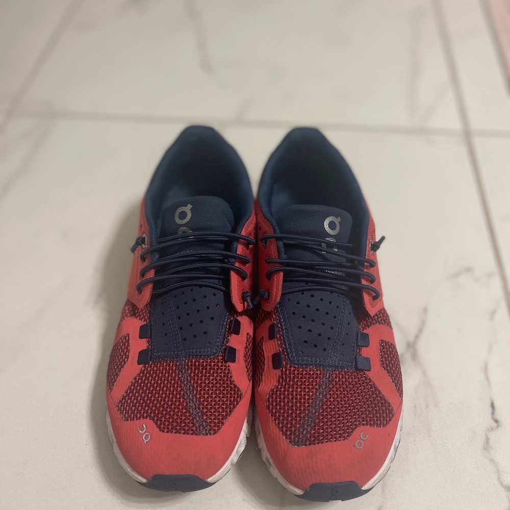 On Cloud Running Sneakers